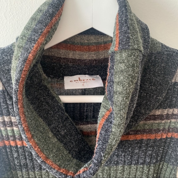 Embrace Sleeveless Turtleneck Dress - Picture 6 of 8